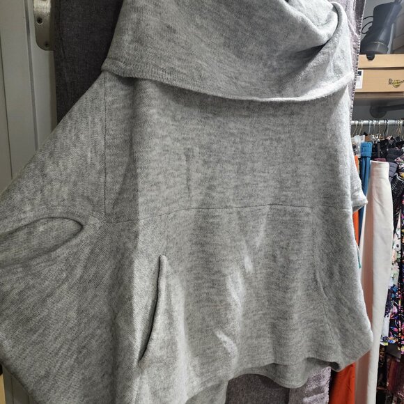 Echo Verde Kanga Kowl Sweater - Picture 3 of 5